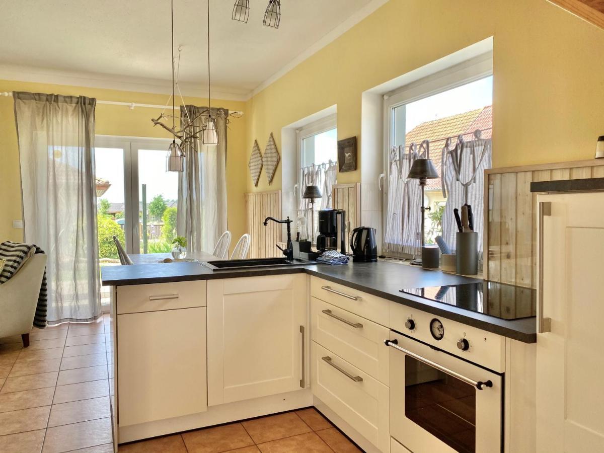 Apartmenthaus Luett Meer Ludorf Exteriör bild