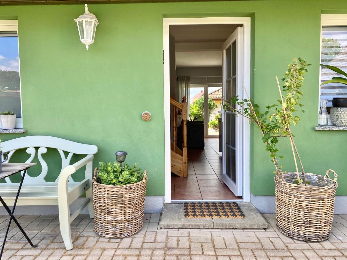 Apartmenthaus Luett Meer Ludorf Exteriör bild
