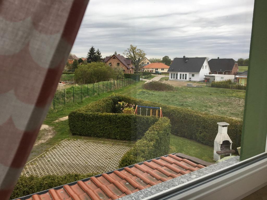 Apartmenthaus Luett Meer Ludorf Exteriör bild